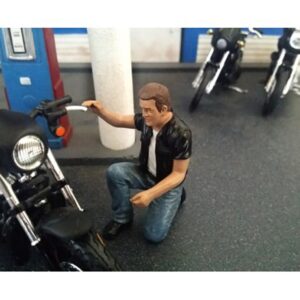 Biker Motorman Figure For 1:18 Scale Models by American Diorama