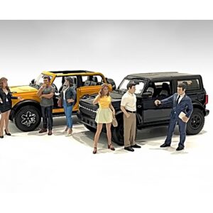 “The Dealership” 6 piece Figurine Set for 1/24 Scale Models by American Diorama