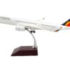 Airbus A350-900 Commercial Aircraft “Philippine Airlines” White with Tail Graphics “Gemini 200” Series 1/200 Diecast Model Airplane by GeminiJets