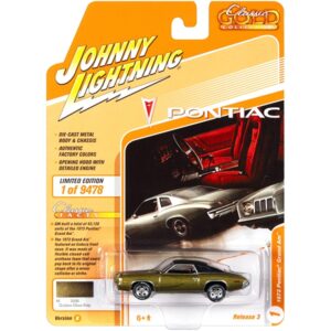 1973 Pontiac Grand Am Golden Olive Green Metallic with Black Vinyl Top “Classic Gold Collection” Series Limited Edition to 9478 pieces Worldwide 1/64 Diecast Model Car by Johnny Lightning