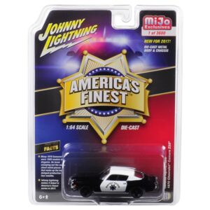 1970 Chevrolet Camaro Z28 California Highway Patrol (CHP) Black and White “America’s Finest” Limited Edition to 3600 pieces Worldwide 1/64 Diecast Model Car by Johnny Lightning