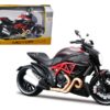 Ducati Diavel Red and Carbon 1/12 Diecast Motorcycle Model by Maisto