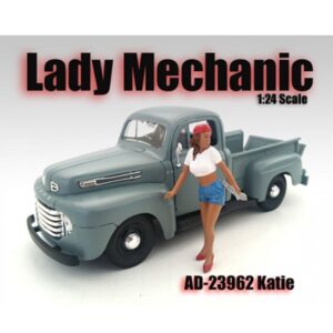 Lady Mechanic Katie Figurine for 1/24 Scale Models by American Diorama