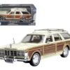 1979 Chrysler Lebaron Town & Country Cream 1/24 Diecast Model Car by Motormax