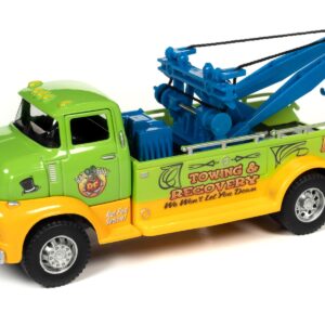 “Rat Fink Towing & Recovery” Garage and Tow Truck Diorama Set for 1/32 Scale Models by Auto World