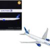 Boeing 777-300ER Commercial Aircraft with Flaps Down “United Airlines” White with Blue Tail “Gemini 200” Series 1/200 Diecast Model Airplane by GeminiJets