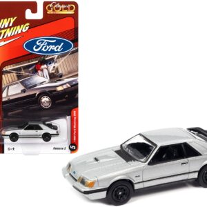 1986 Ford Mustang SVO Silver Metallic with Black Stripes “Classic Gold Collection” Series Limited Edition to 12768 pieces Worldwide 1/64 Diecast Model Car by Johnny Lightning