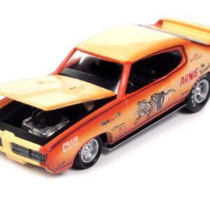 1969 Pontiac GTO Orange and Cream Fade with Graphics “Arnie ‘The Farmer’ Beswick” “Racing Champions Mint 2023” Release 1 Limited Edition to 2500 pieces Worldwide 1/64 Diecast Model Car by Racing Champions